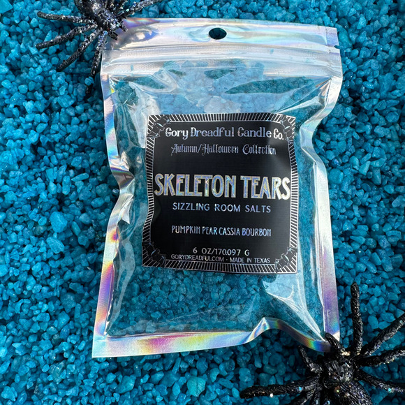 Skeleton Tears Sizzling Room Salt Crystal Potpourri: Pumpkin Pear Cassia Bourbon - Picture 5 of 10